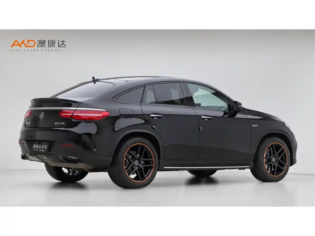 Mercedes-Benz GLE Coupe AMG 2018 — фото 3