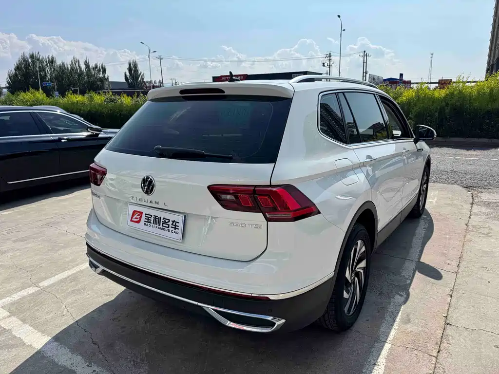Volkswagen Tiguan L 2024