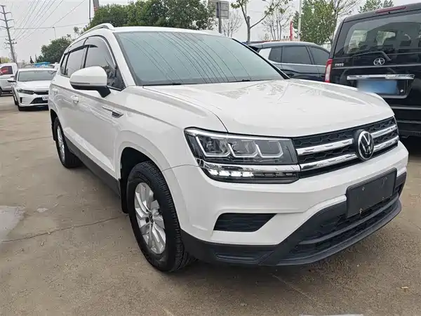 Volkswagen Tharu 2022