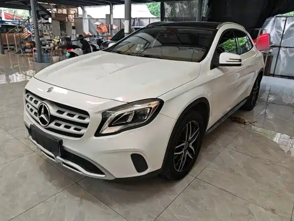 Mercedes-Benz GLA 2017
