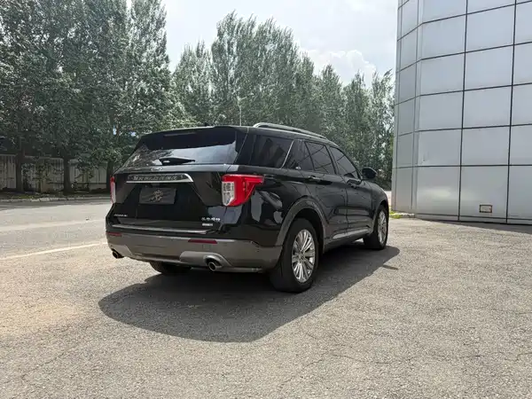 Ford Explorer 2021