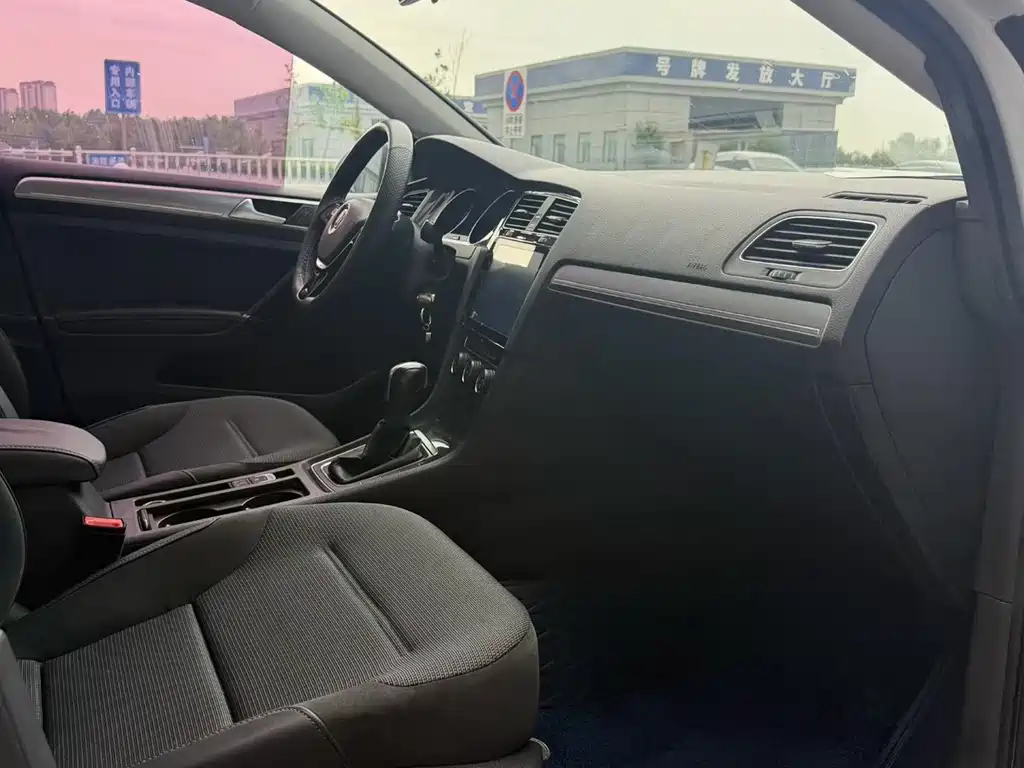 Volkswagen Golf 2018