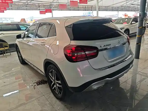 Mercedes-Benz GLA 2017
