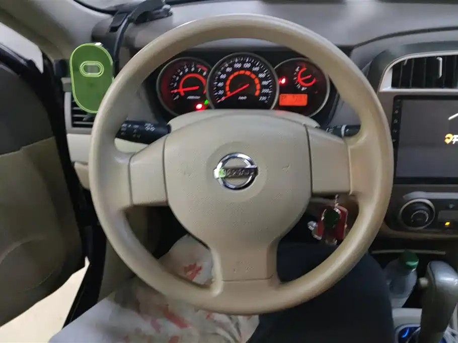Nissan Sylphy 2015 — фото 15
