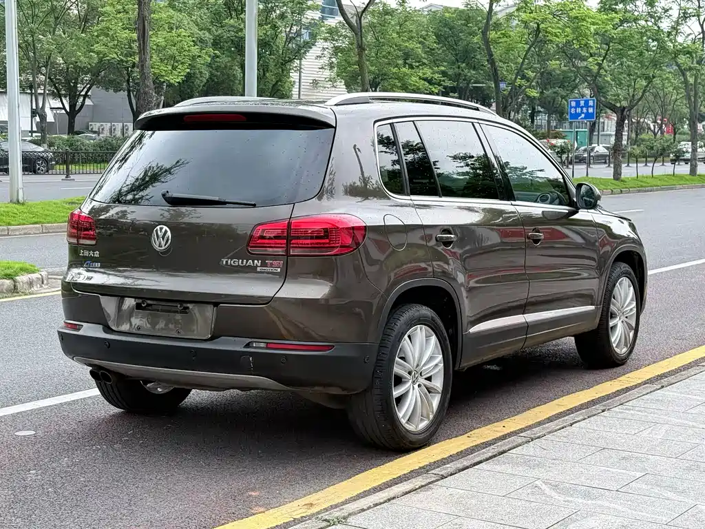 Volkswagen Tiguan 2014 — фото 7