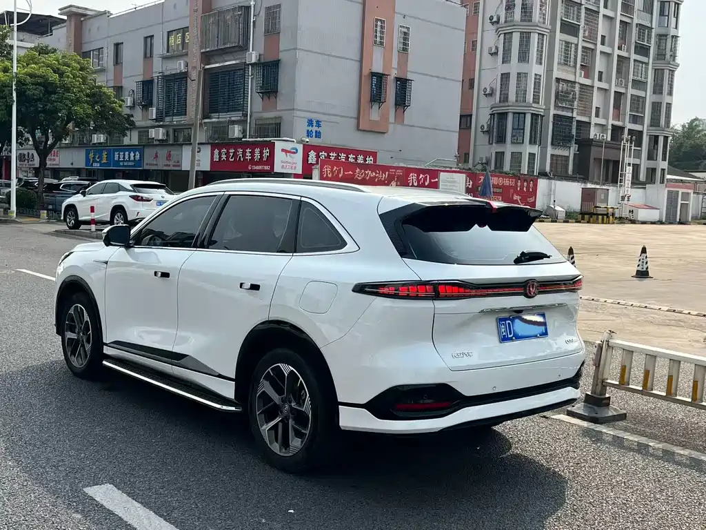 Changan CS75PLUS 2025 — фото 9
