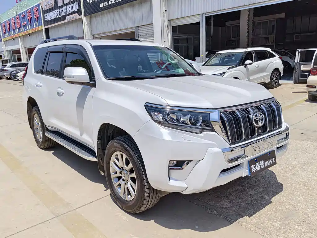 Toyota Prado 2019 — фото 2