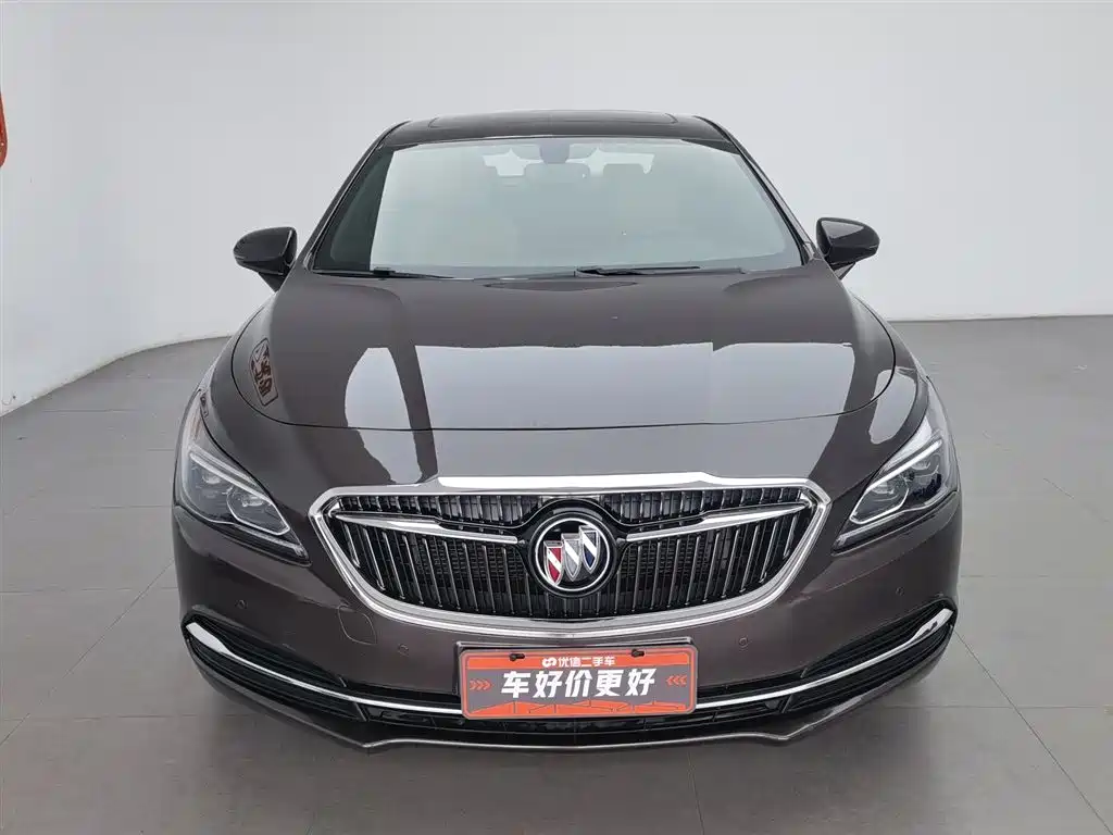 Buick LaCrosse 2018 — фото 3