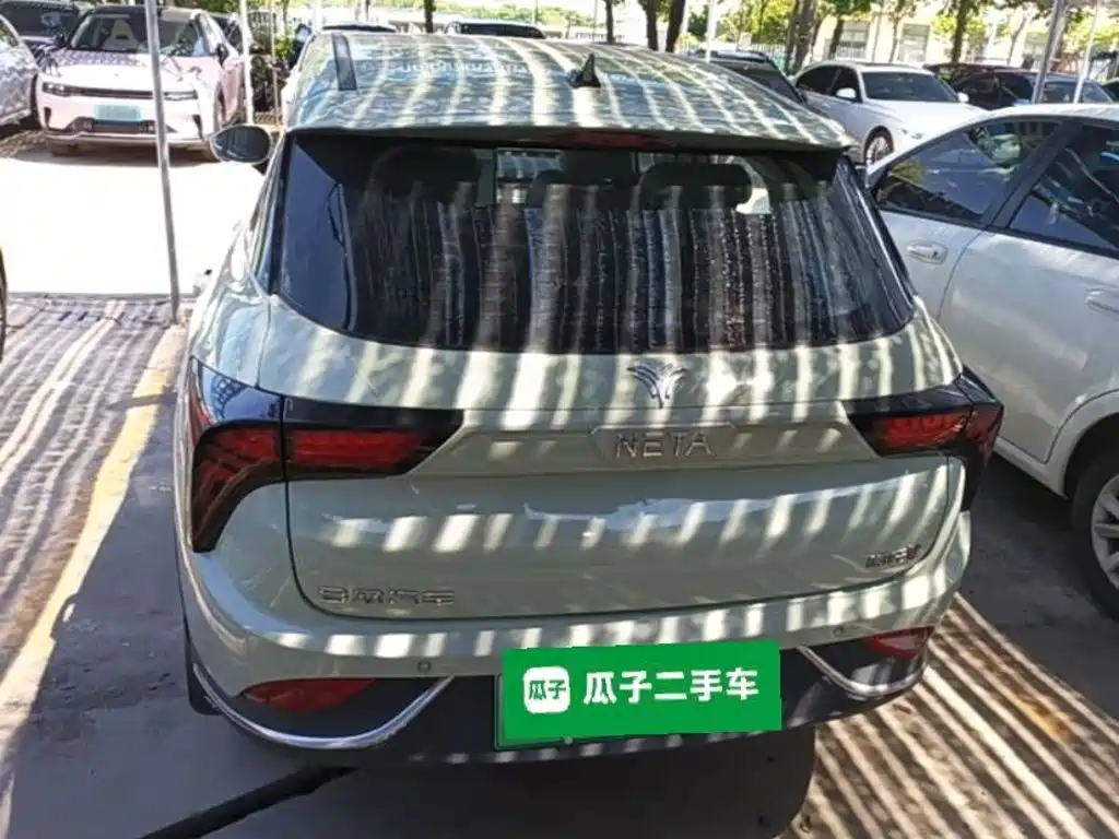Neta V 2023