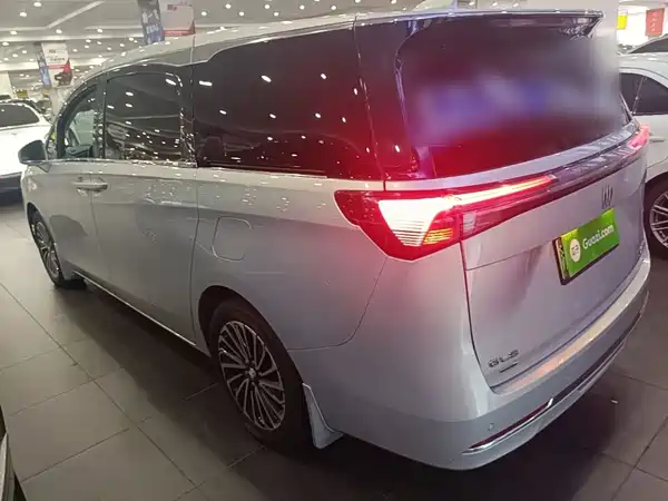 Buick GL8 New Energy 2025