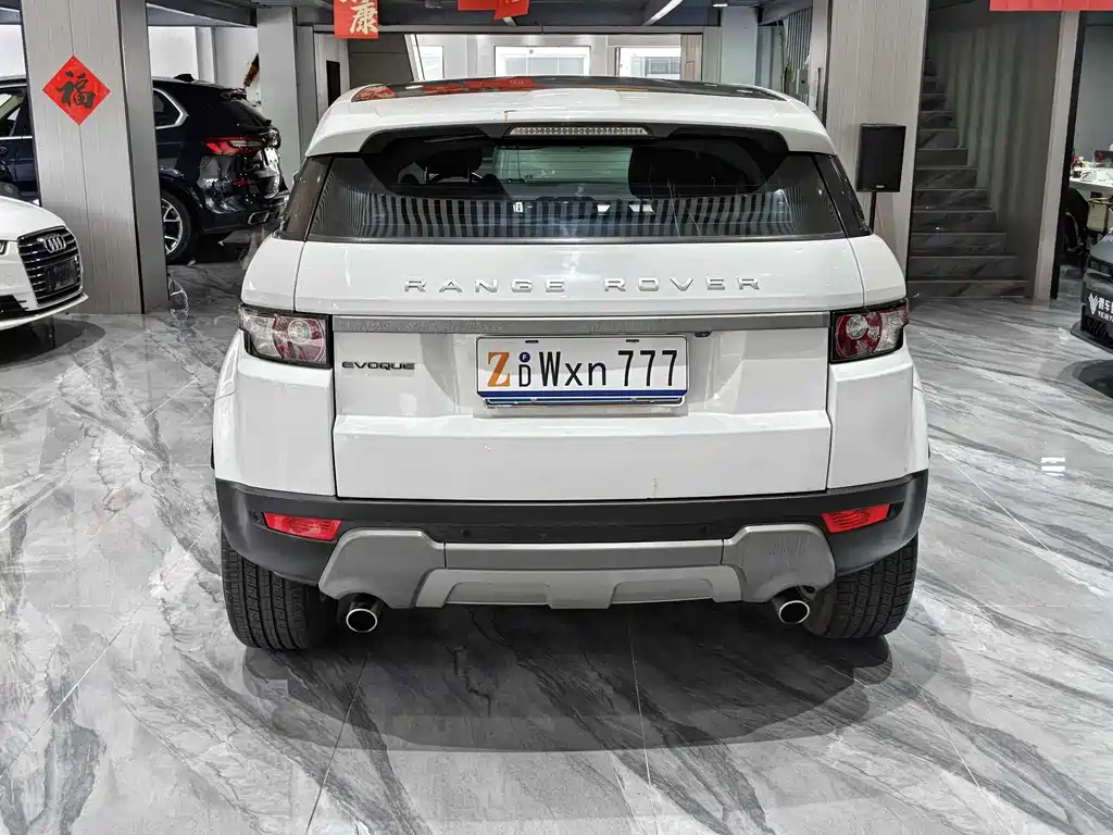Land Rover Range Rover Evoque 2015 — фото 28