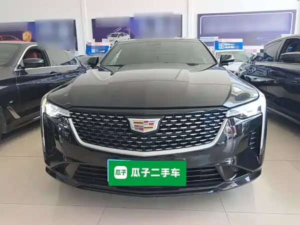 Cadillac CT4 2022