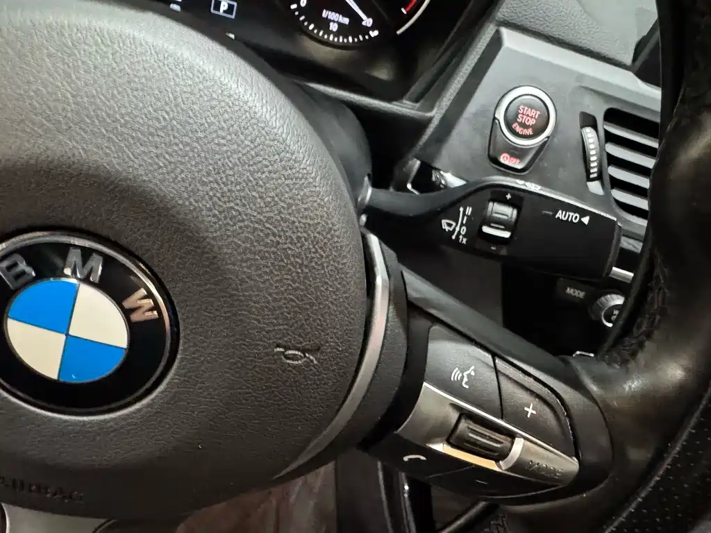 BMW 1 Series 2020 — фото 24