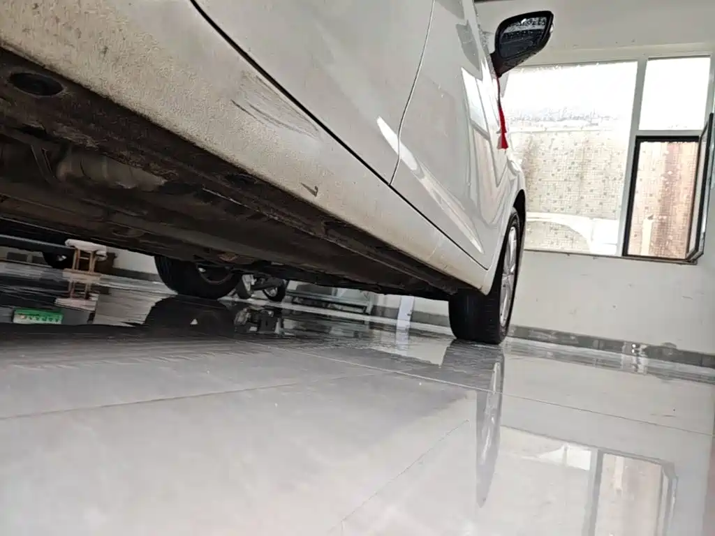 Hyundai Elantra 2017 — фото 21