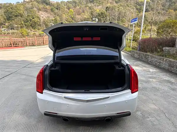 Cadillac ATS-L 2014
