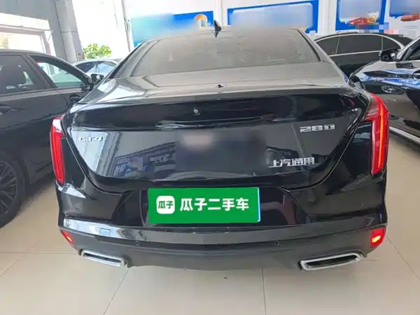 Cadillac CT4 2022