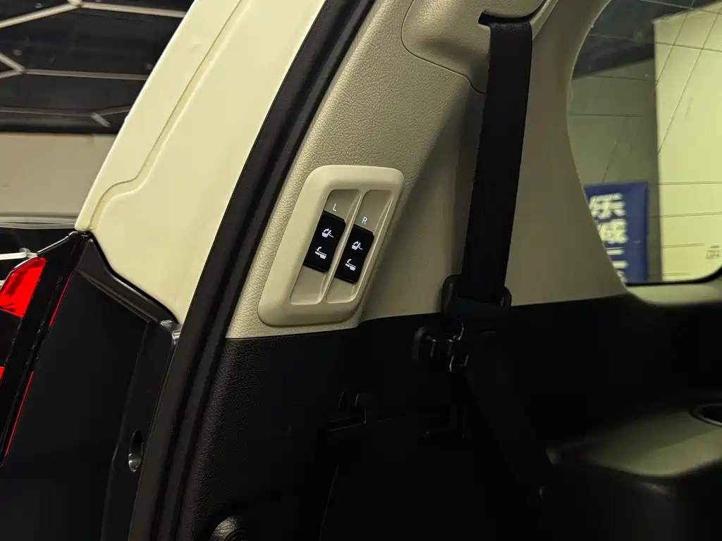 Toyota Prado 2018 — фото 14