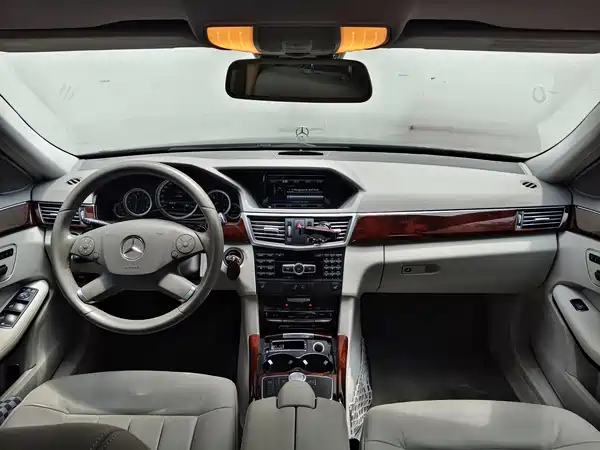 Mercedes-Benz E-Class 2013