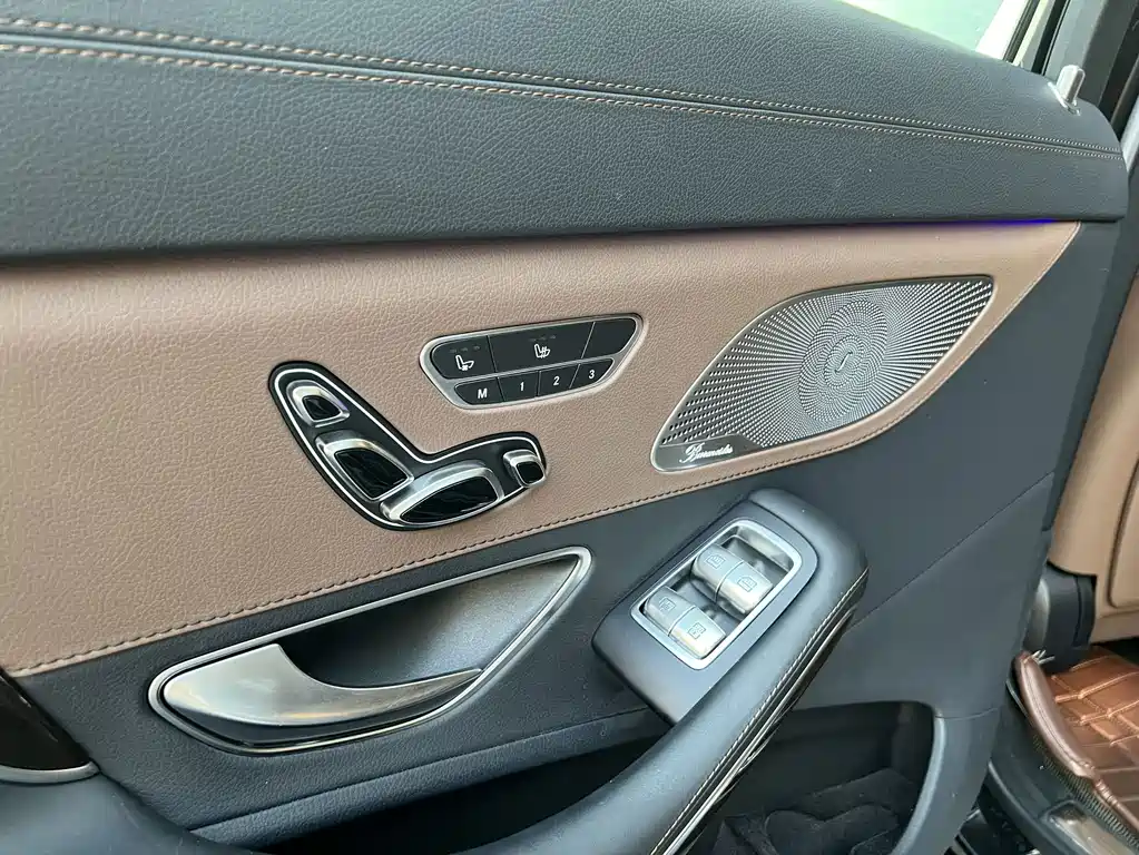 Mercedes-Benz Maybach S-Class 2018 — фото 11