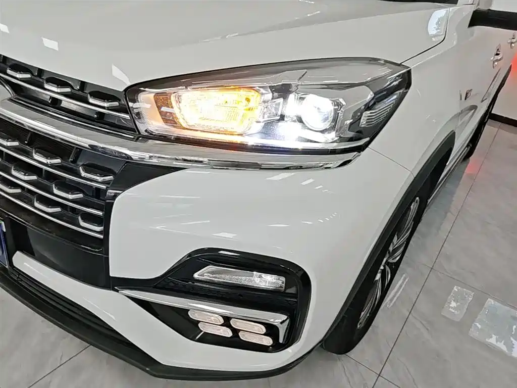 Chery Tiggo 8 2022 — фото 24