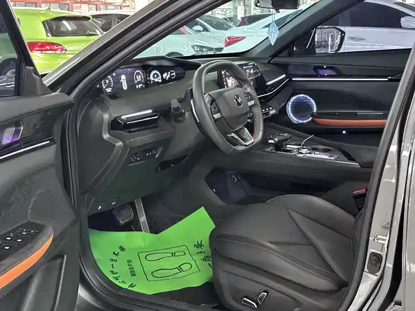 Changan UNI-V 2022