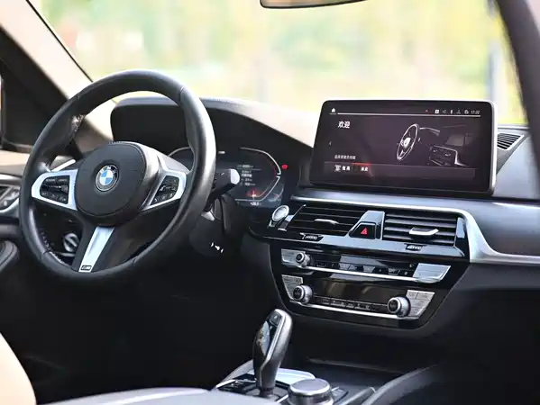 BMW 5 Series 2022