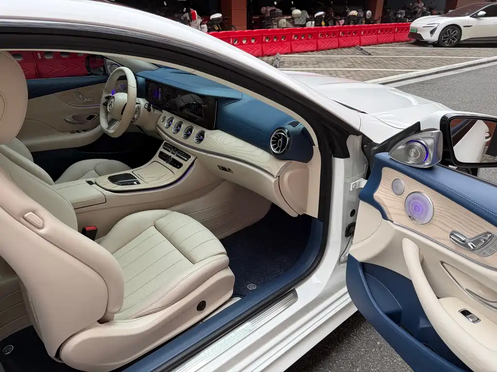 Mercedes-Benz E-Class 2020 — фото 15