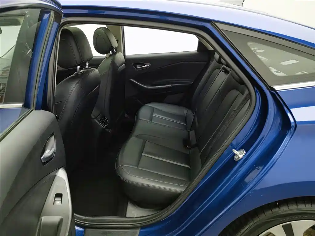 Hyundai Fista 2018 — фото 15