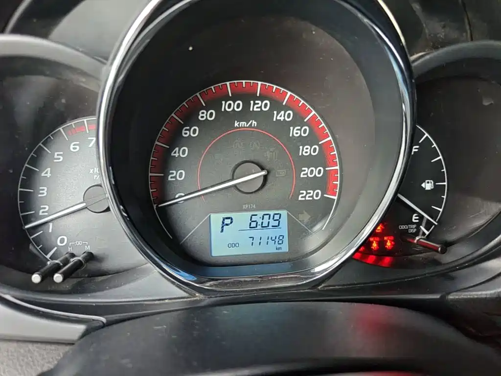 Toyota Vios 2023 — фото 12