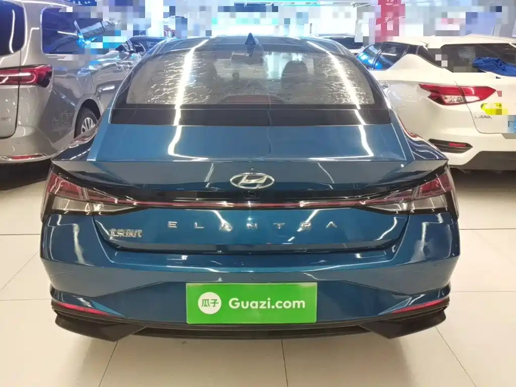 Hyundai Elantra 2021