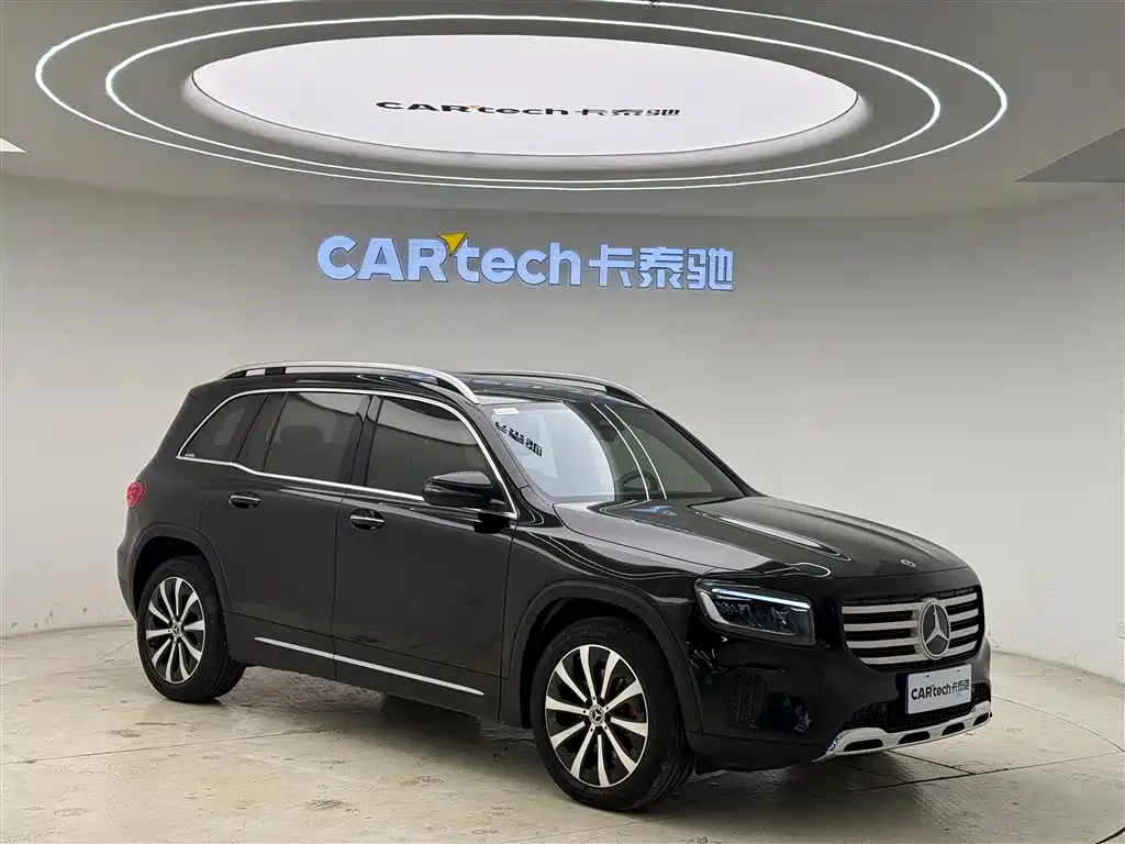 Mercedes-Benz GLB 2024 — фото 3