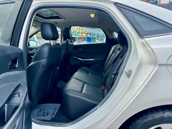 Ford Escort 2015
