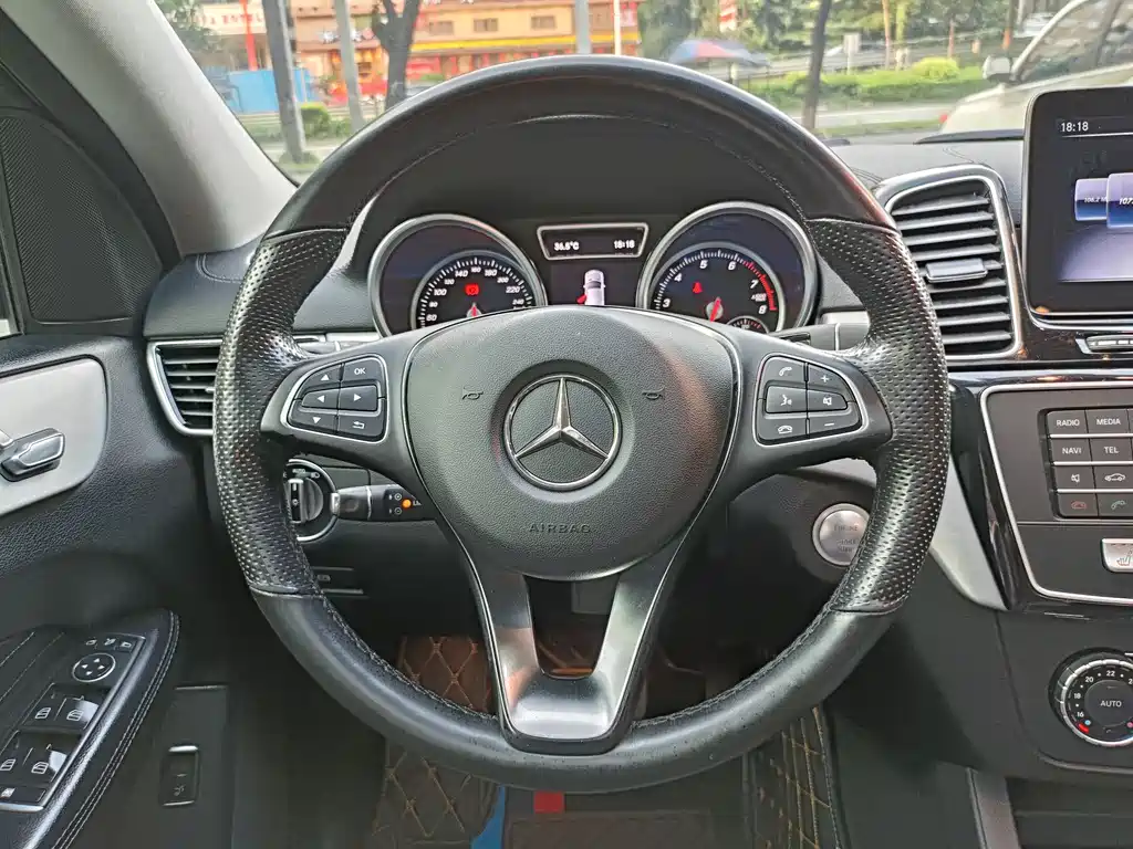 Mercedes-Benz GLE Coupe 2020 — фото 8