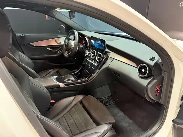 Mercedes-Benz C-Class 2019