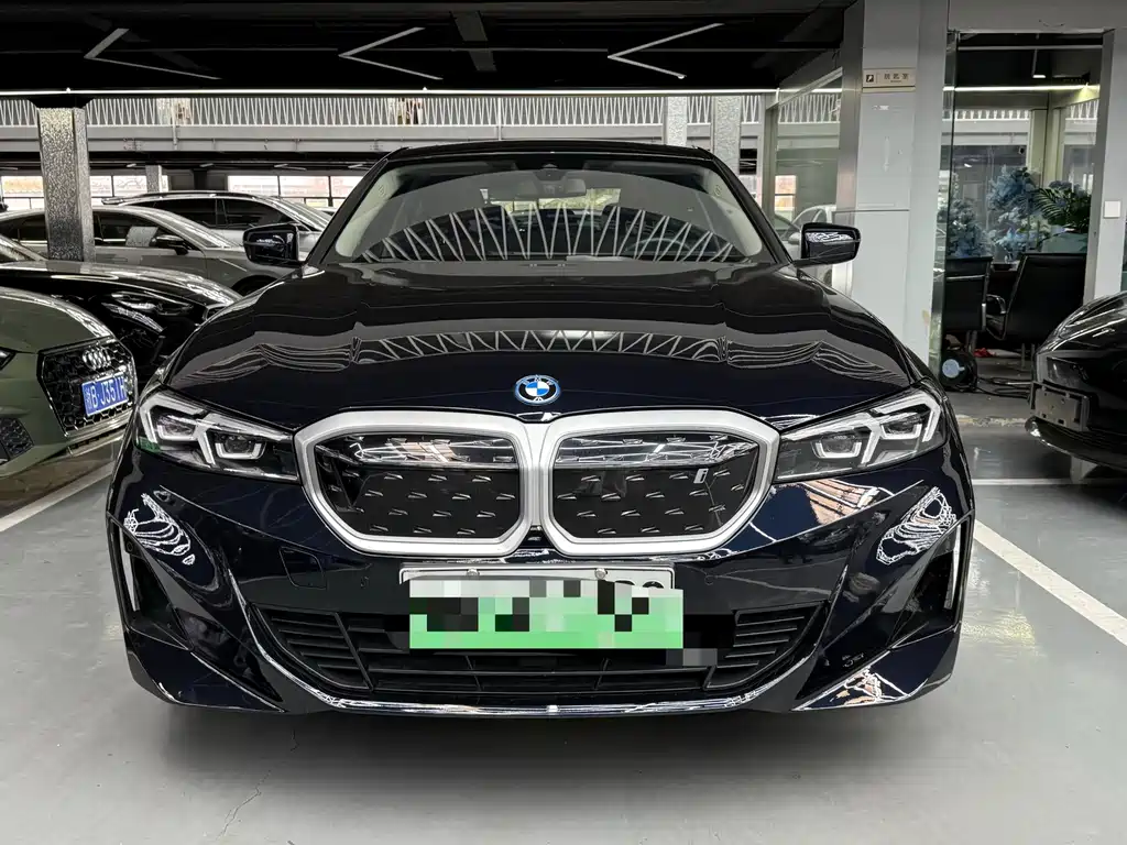 BMW i3 2023