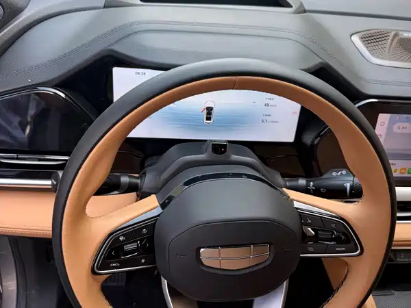 Geely Xingyue L 2025