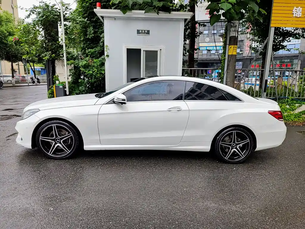 Mercedes-Benz E-Class 2016