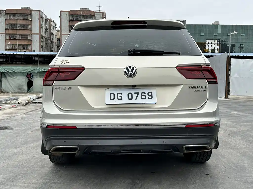 Volkswagen Tiguan L 2017 — фото 17