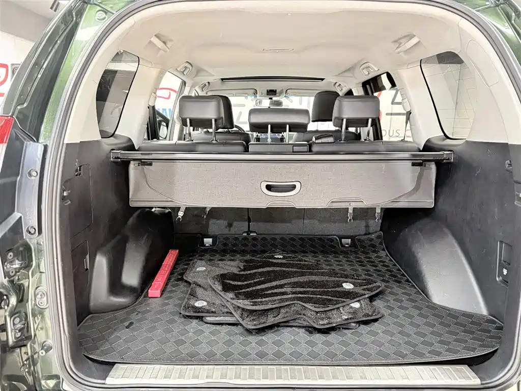 Toyota Prado 2015 — фото 13