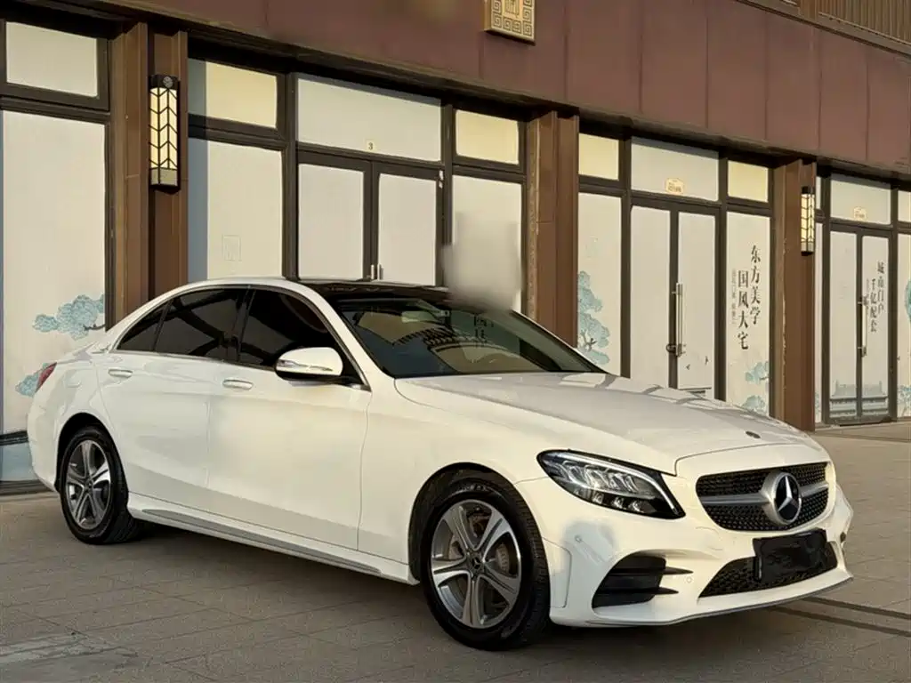 Mercedes-Benz C-Class 2019 — фото 4