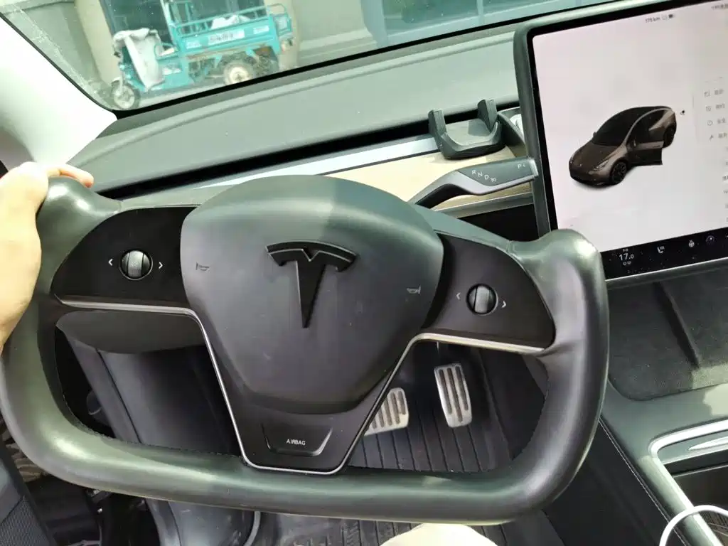 Tesla Model Y 2021 — фото 4