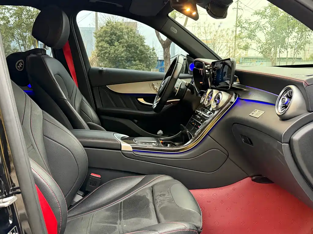 Mercedes-Benz GLC AMG 2023 — фото 5