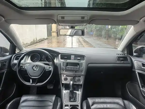Volkswagen Golf 2014