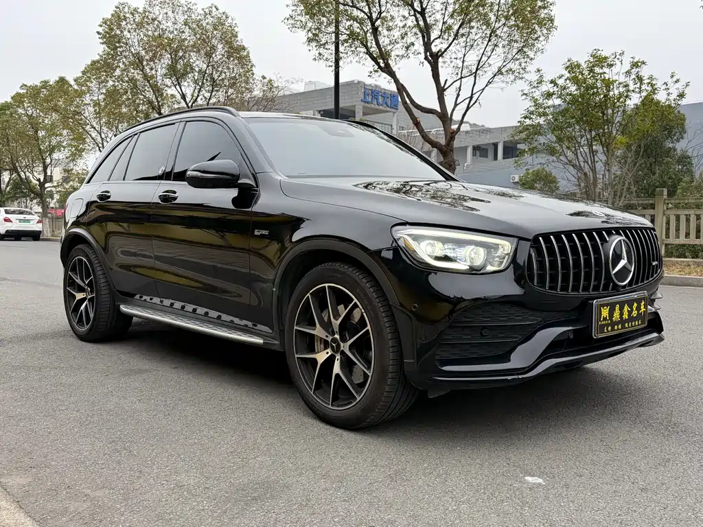 Mercedes-Benz GLC AMG 2023 — фото 3