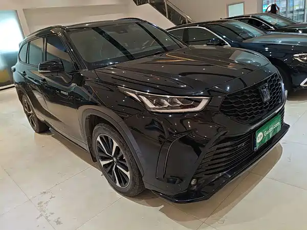 Toyota Crown Kluger 2023