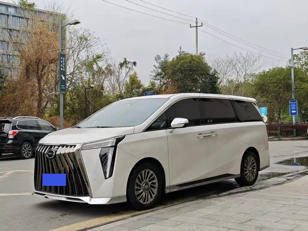 GAC Motor Trumpchi M8 2023 — фото 1