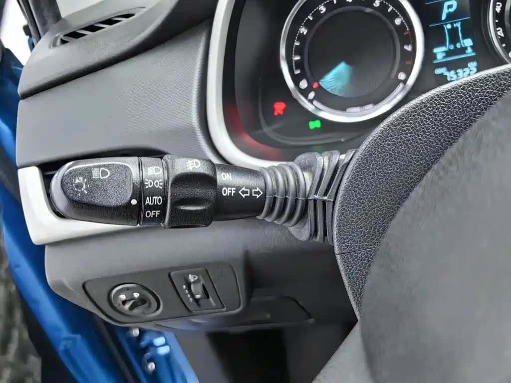Chevrolet Lefeng RV 2016 — фото 21
