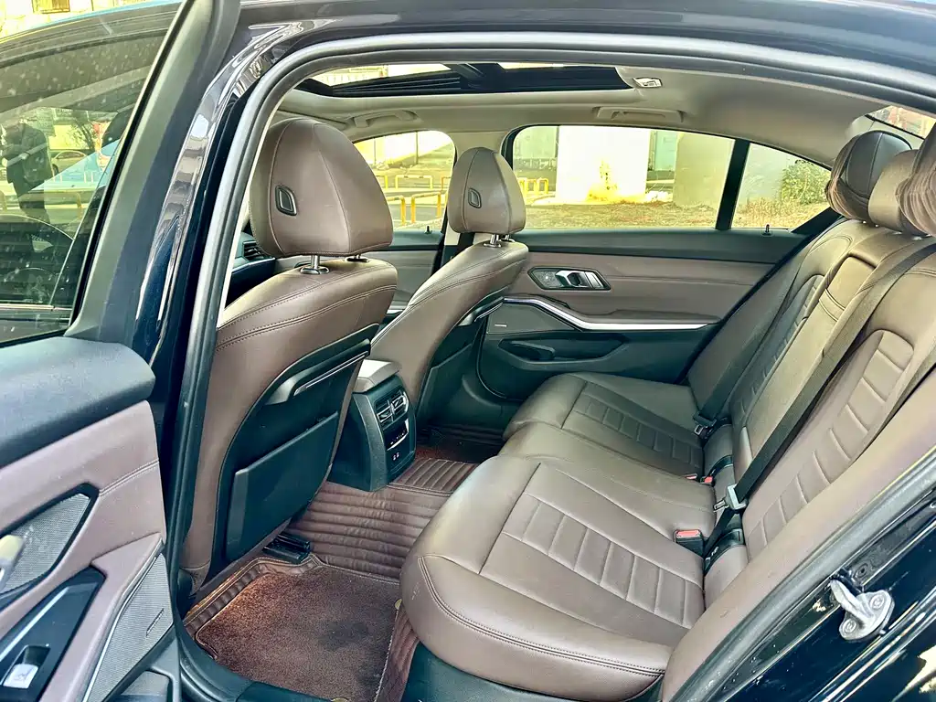 BMW 3 Series 2020 — фото 16