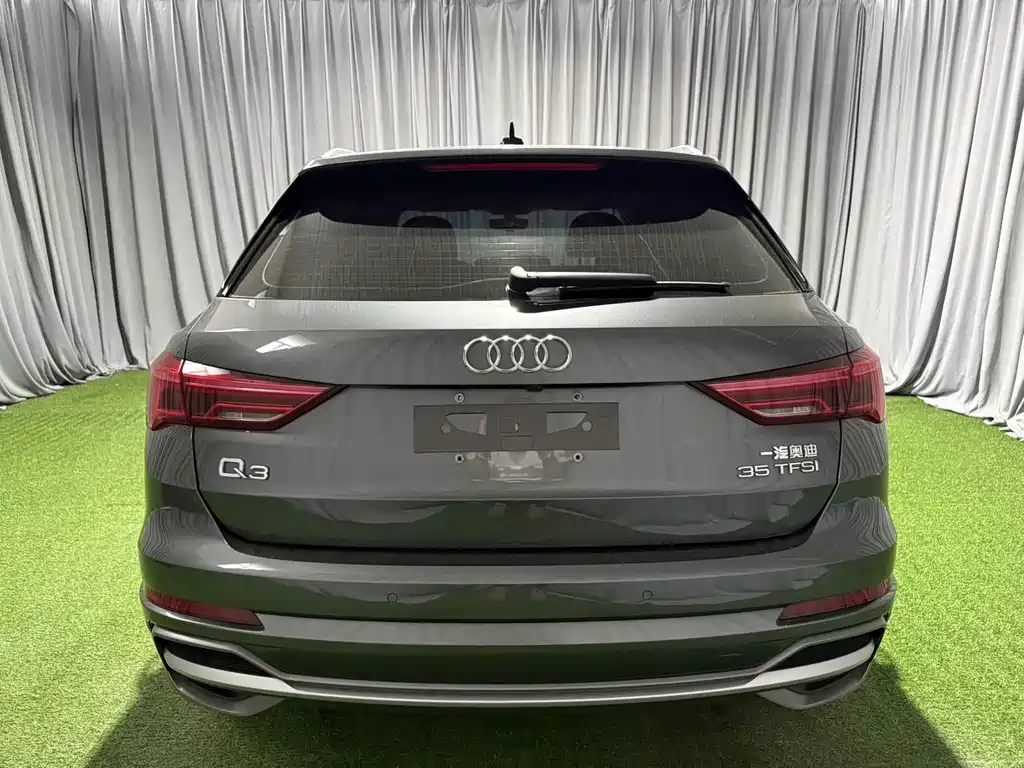 Audi Q3 2022 — фото 6