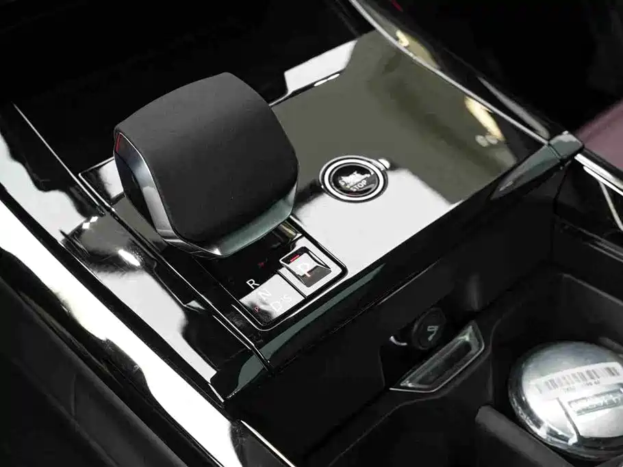 Land Rover Range Rover Sport 2024 — фото 15